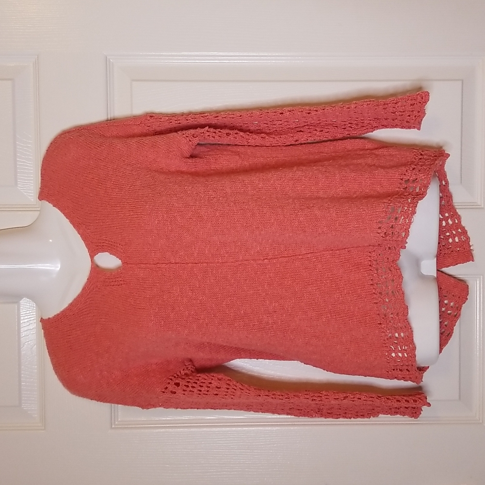 Lucky Brand Live In Love Womens  Long Sleeve Coral Sweater Size Small